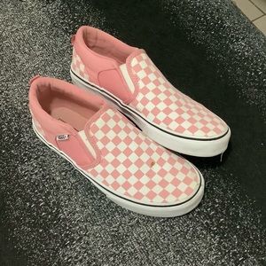 pink checkered vans